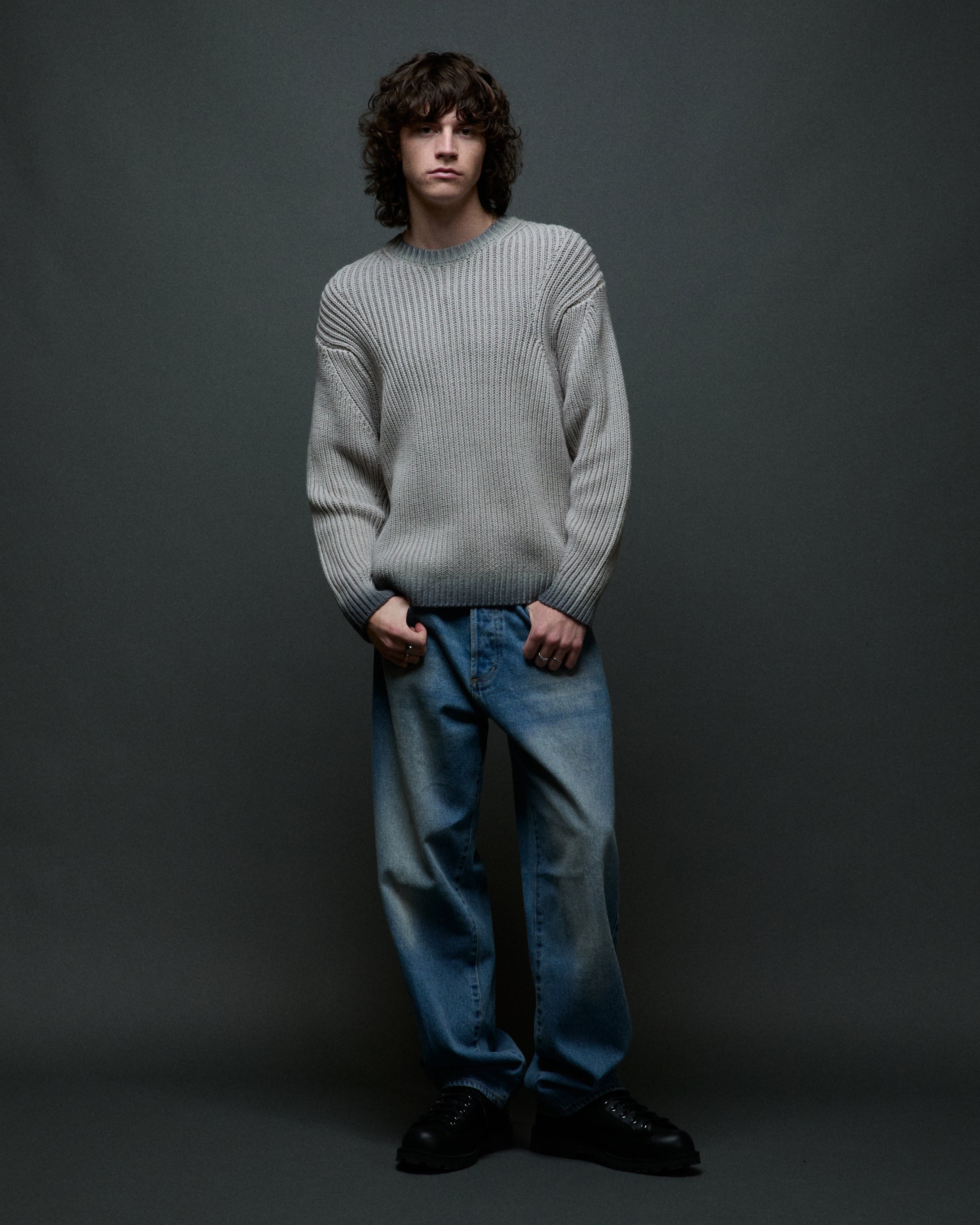 IAN FADED WASH SWEATER - GREY FADED WASH