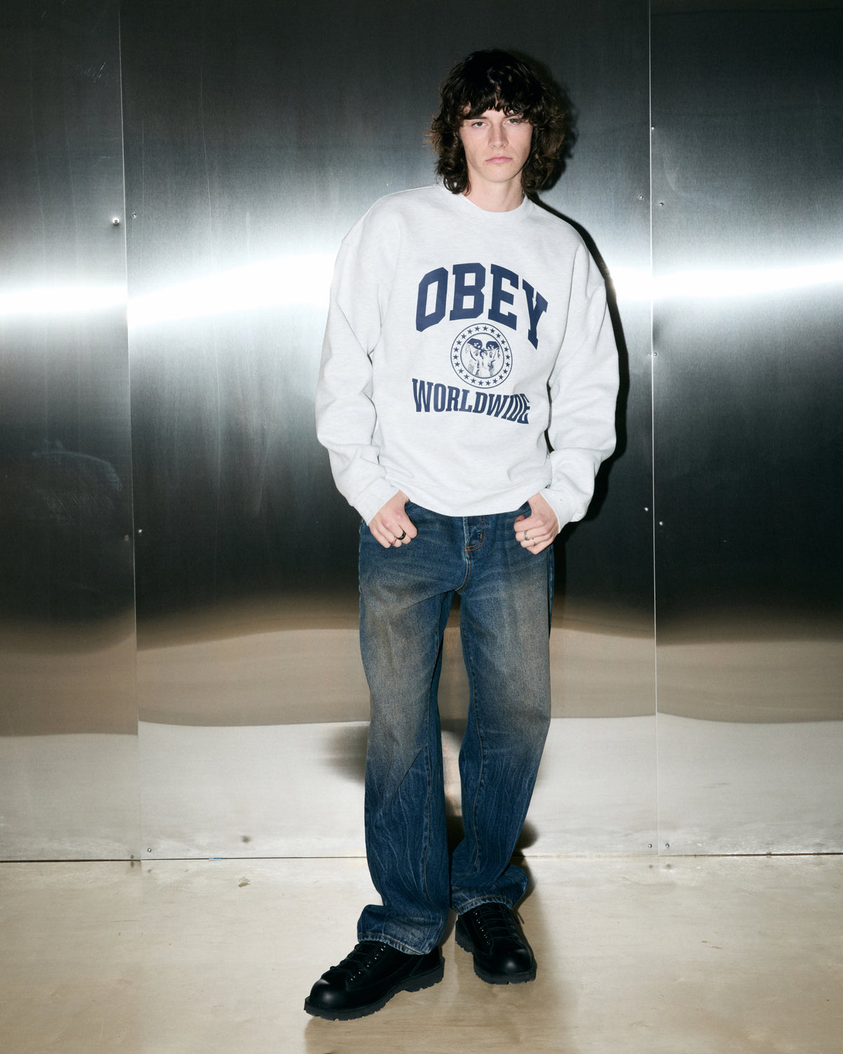 WORLDWIDE UNI CREWNECK - ASH GREY