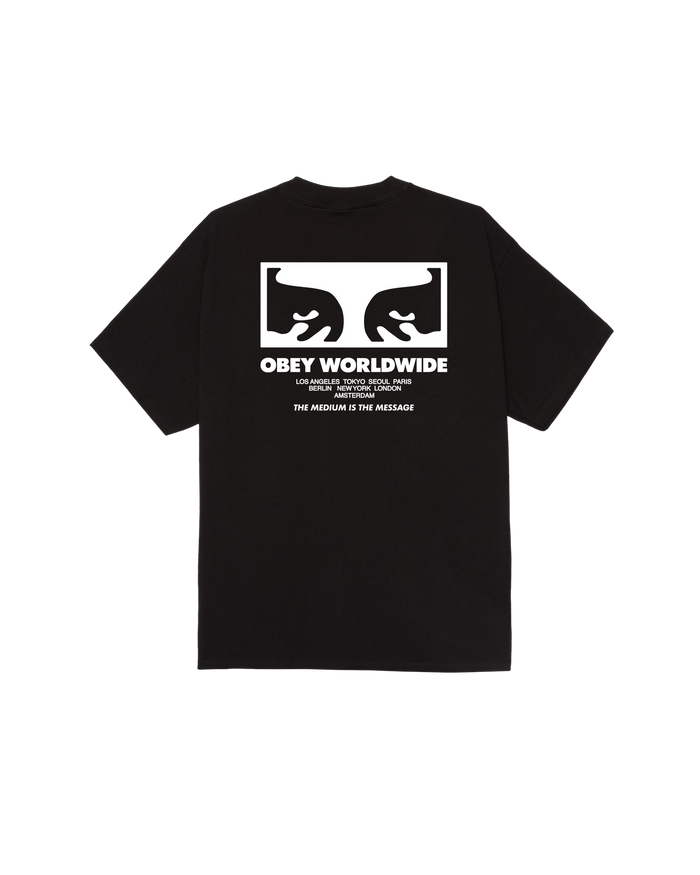 THE MEDIUM IS THE MESSAGE CLASSIC T-SHIRT - BLACK