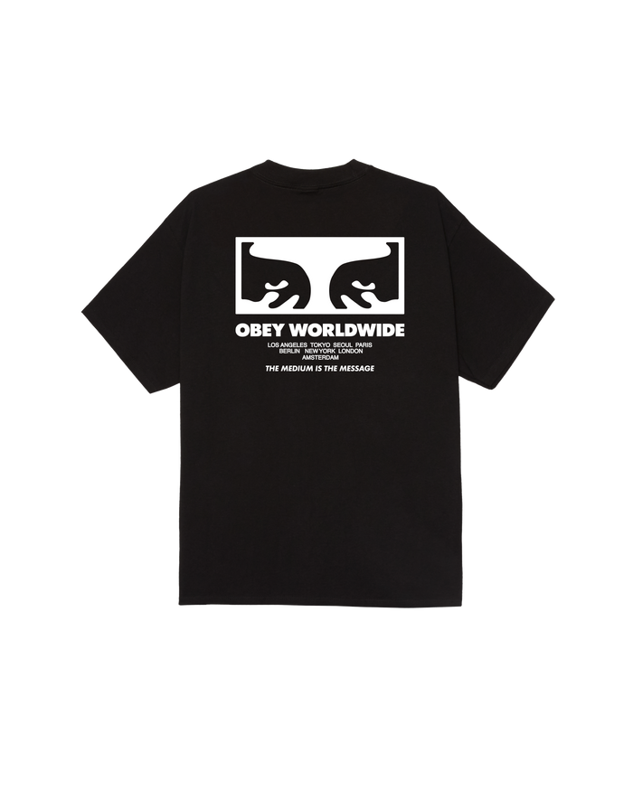 THE MEDIUM IS THE MESSAGE CLASSIC T-SHIRT - BLACK