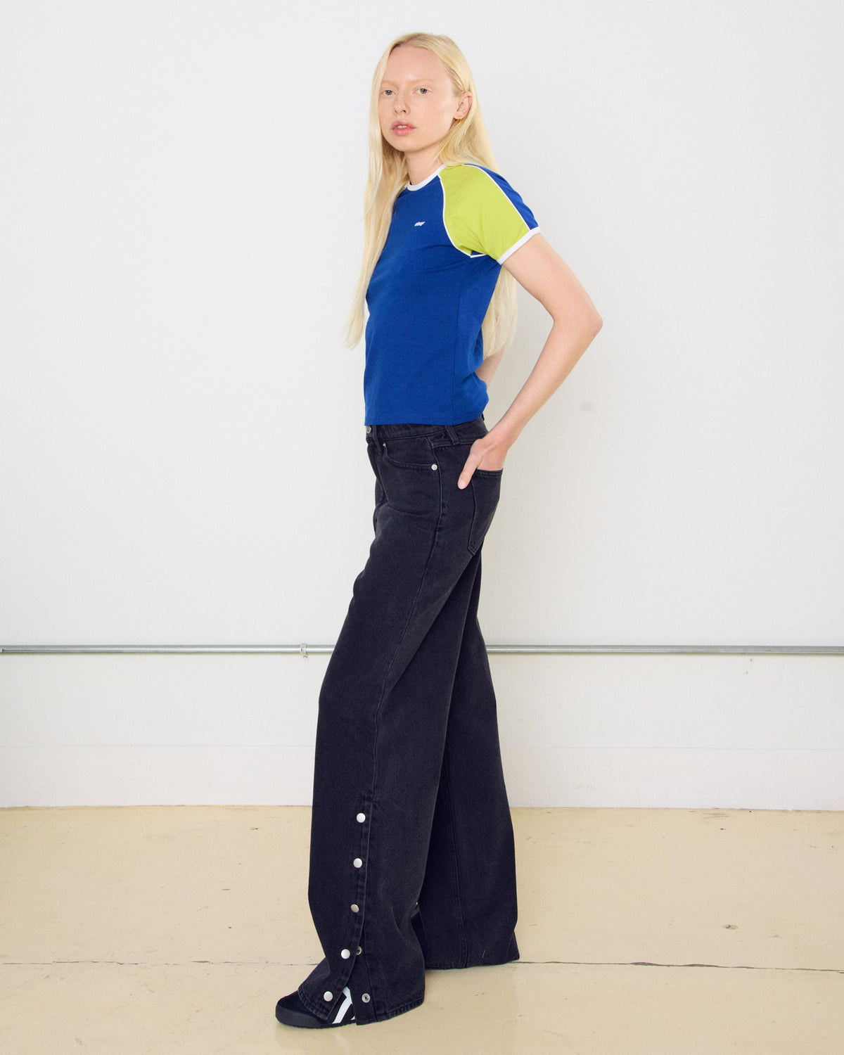 PENELOPE SIDE SNAP DENIM - FADED BLACK