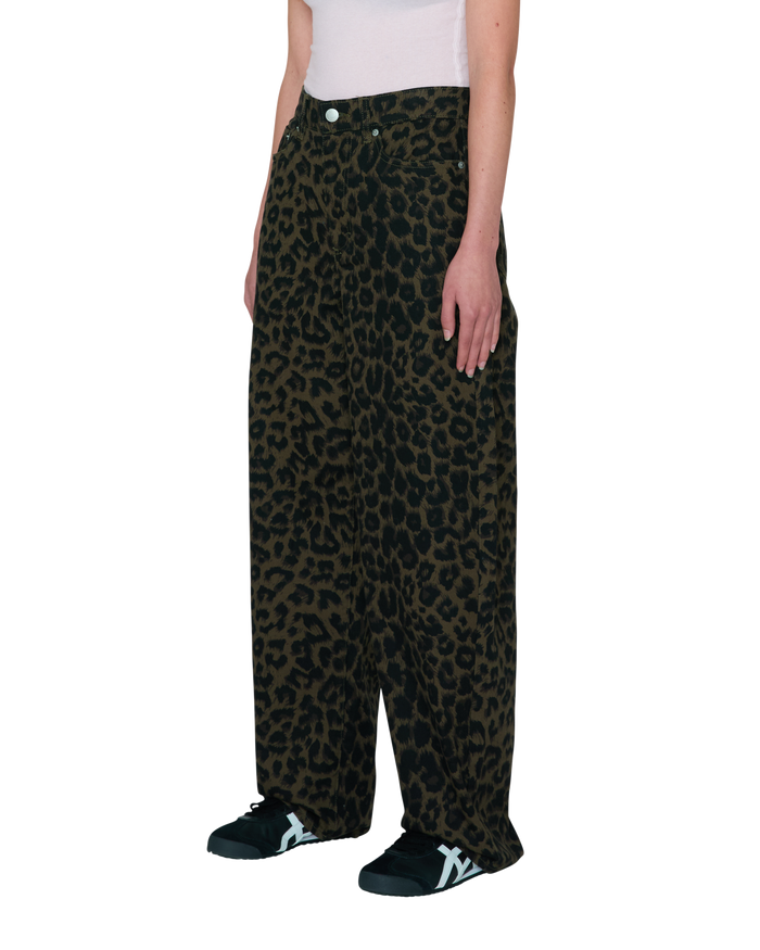 ALLYSA 5 POCKET DENIM - LEOPARD